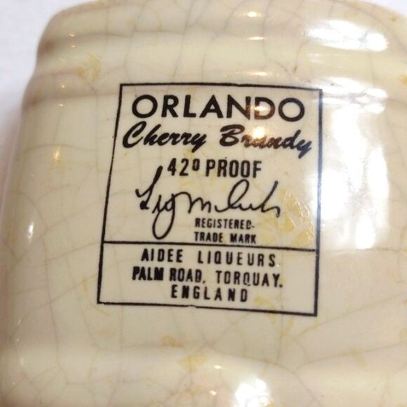 Three Small Ceramic Flasks Sealed Vintage - Picture 11 of 11